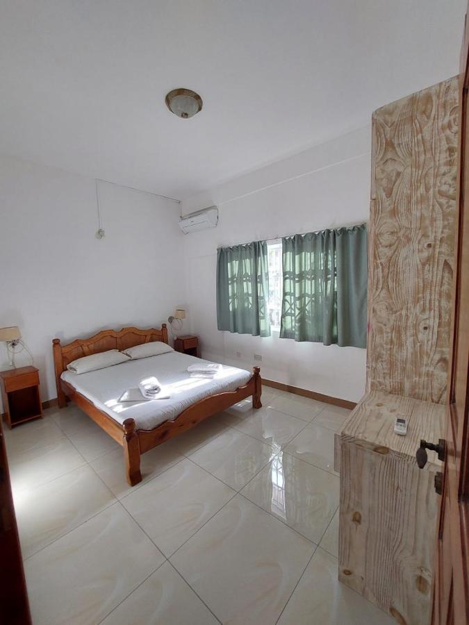 Beau Vallon Villa Self Catering With Pool Bagian luar foto