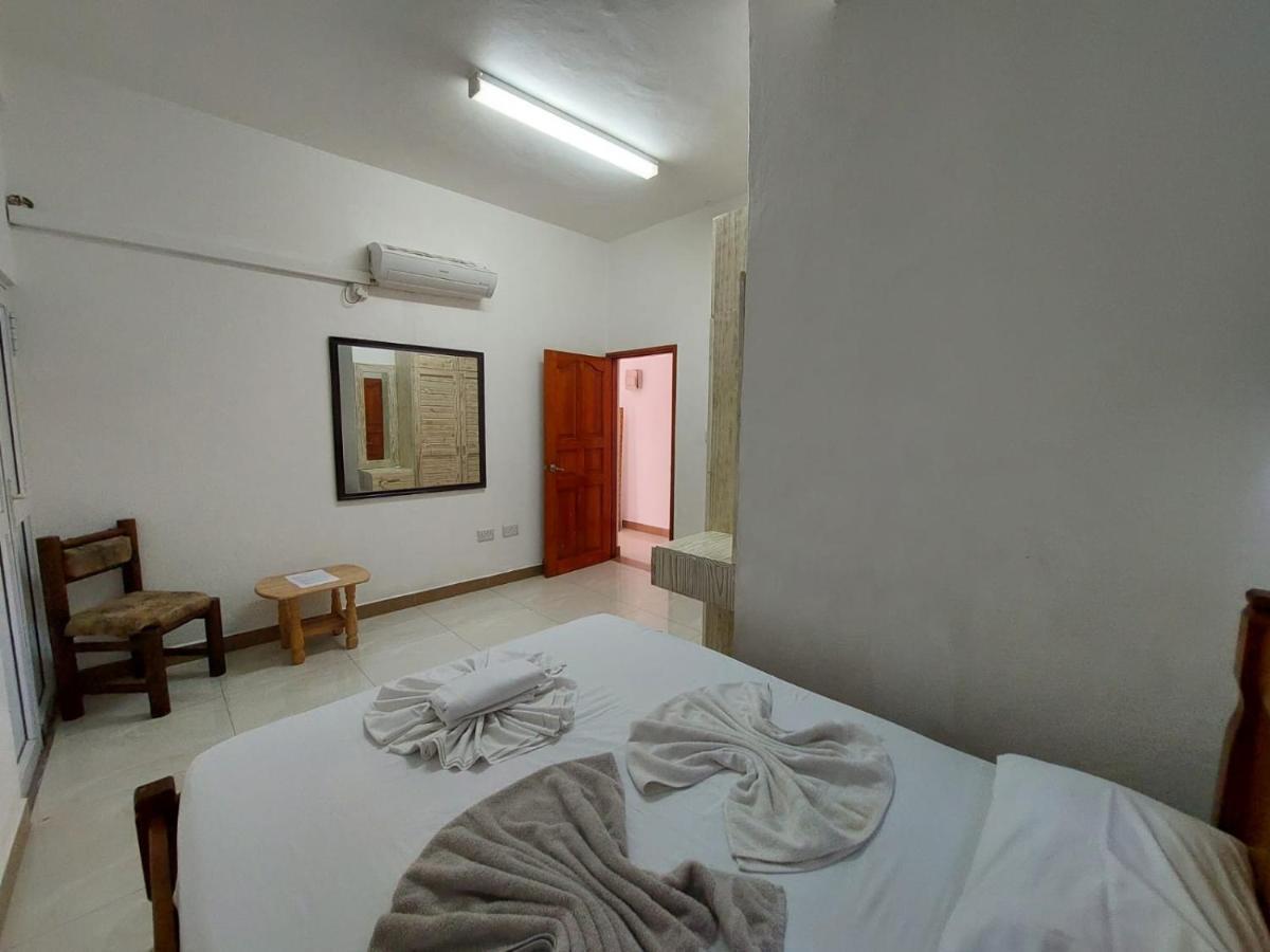 Beau Vallon Villa Self Catering With Pool Bagian luar foto