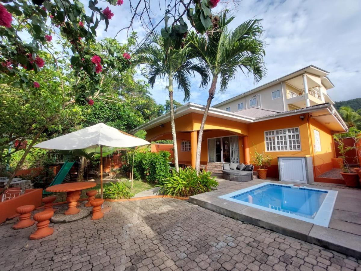 Beau Vallon Villa Self Catering With Pool Bagian luar foto