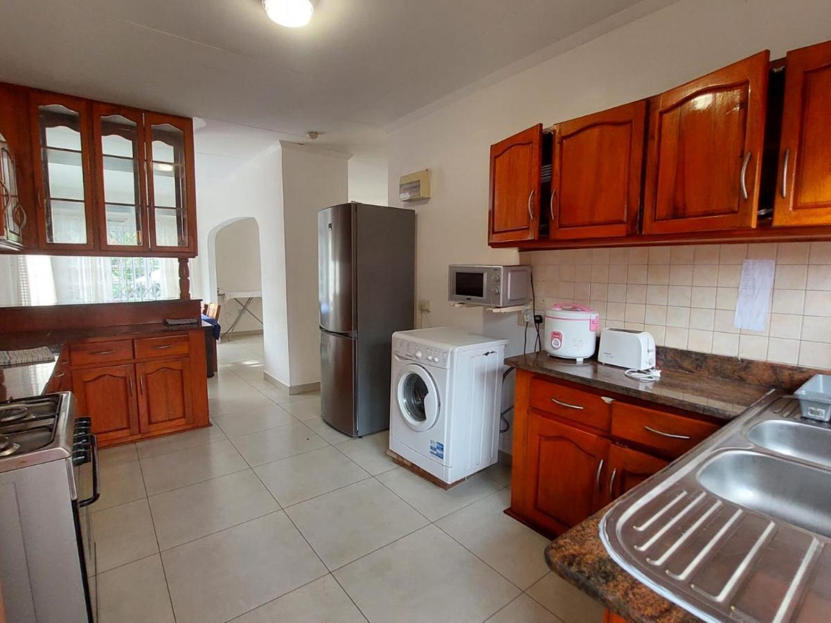 Beau Vallon Villa Self Catering With Pool Bagian luar foto