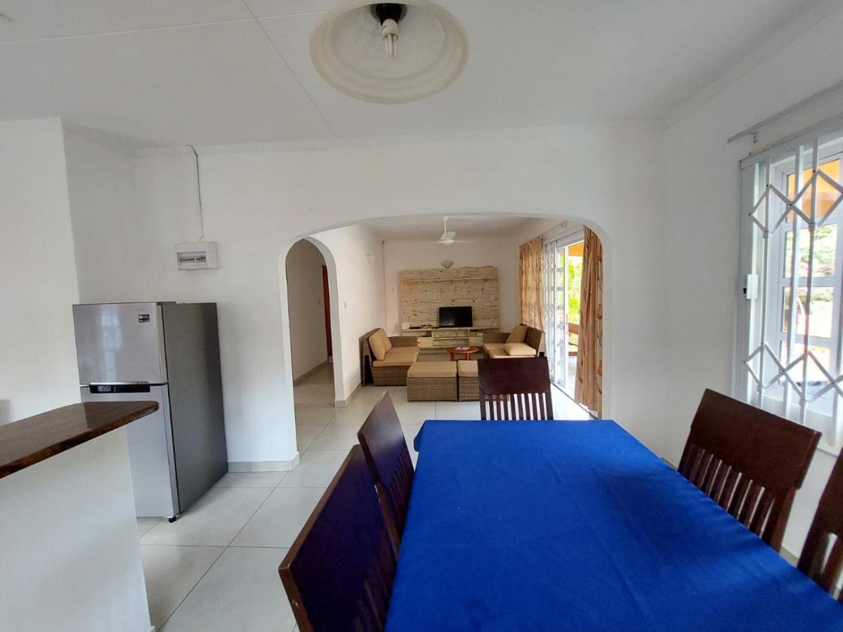 Beau Vallon Villa Self Catering With Pool Bagian luar foto