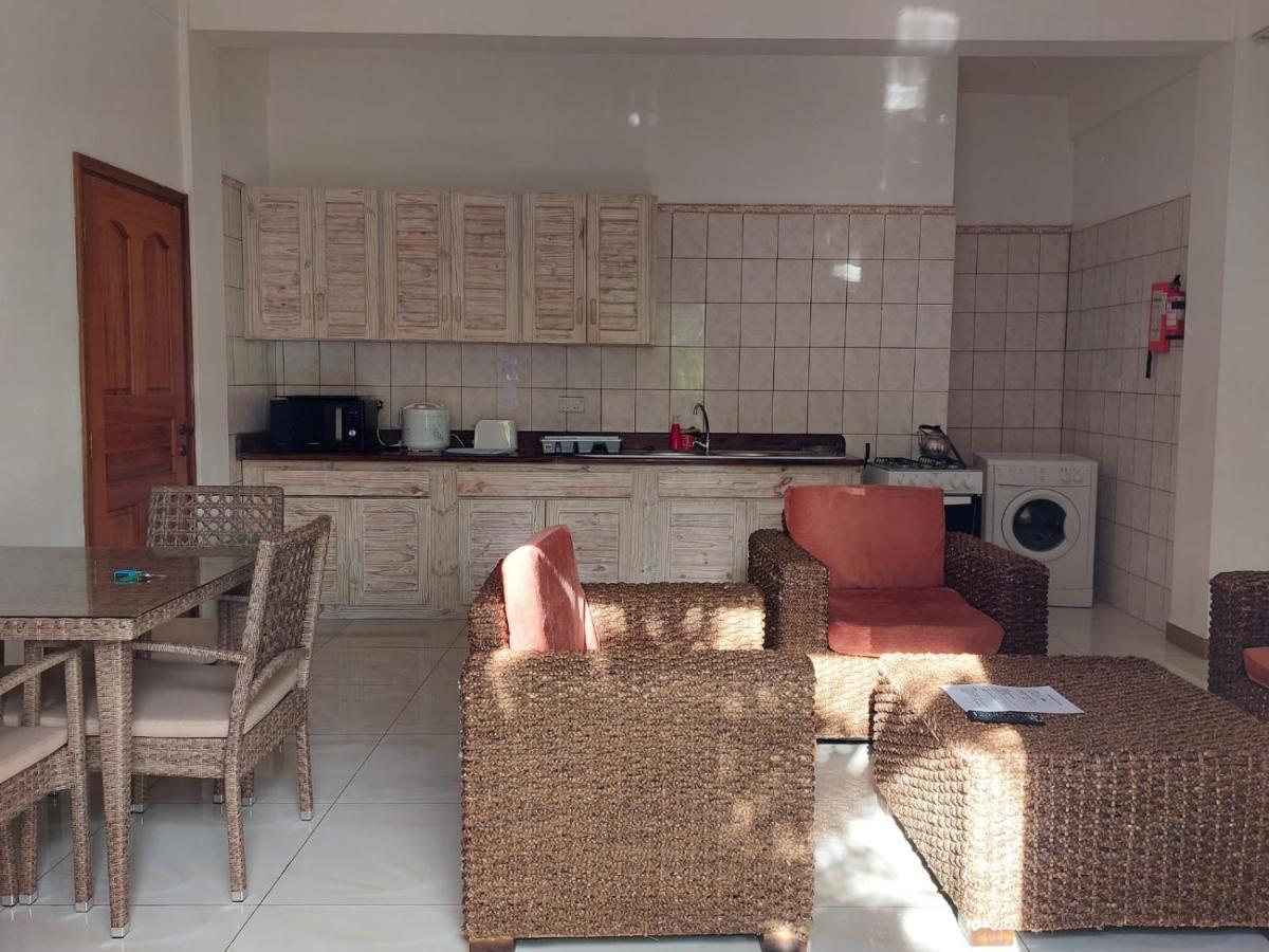 Beau Vallon Villa Self Catering With Pool Bagian luar foto