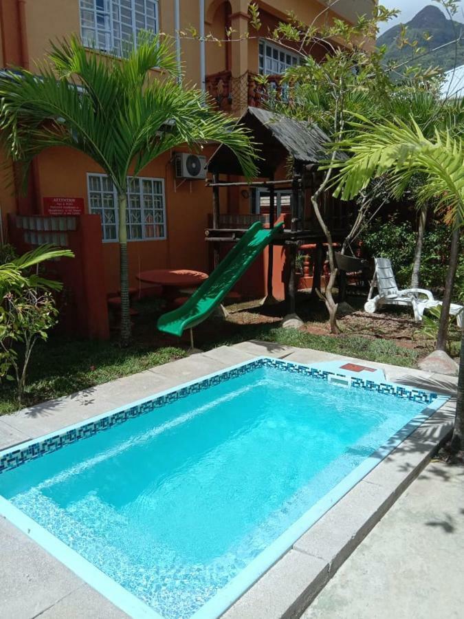 Beau Vallon Villa Self Catering With Pool Bagian luar foto